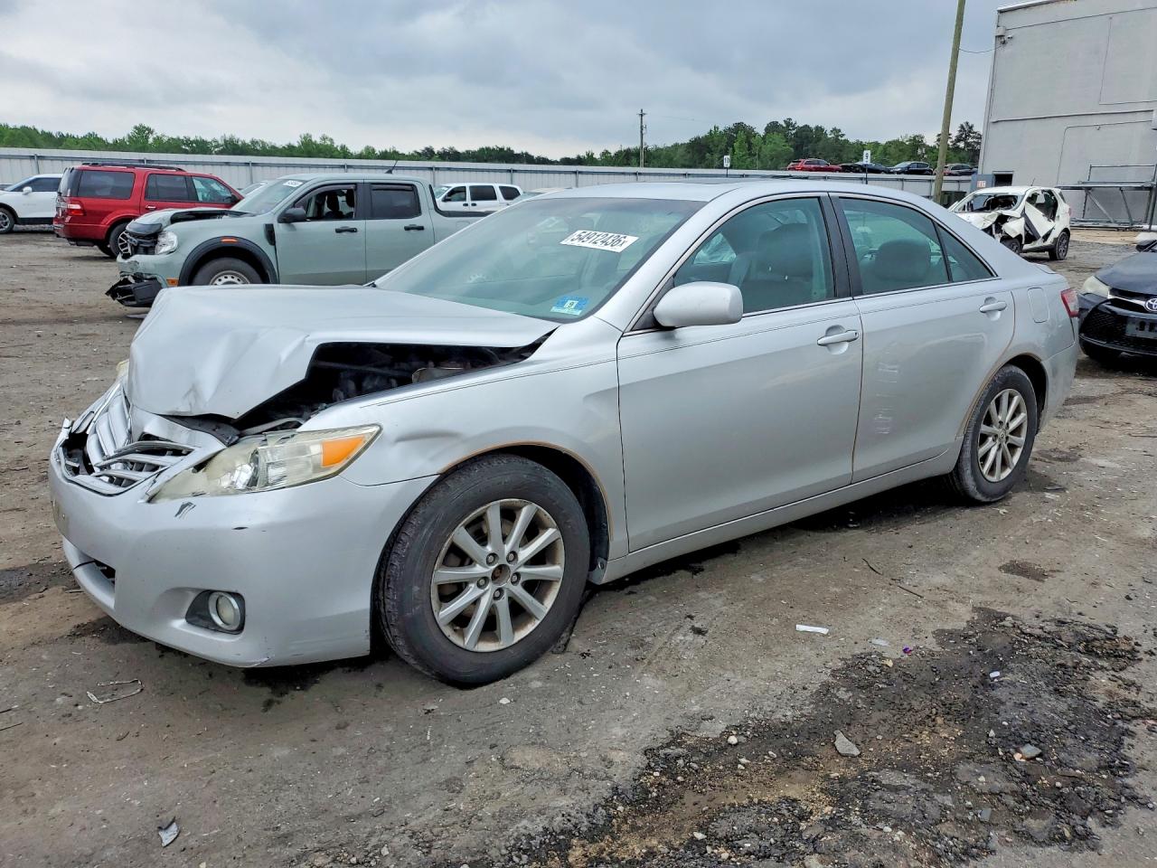 Salvage Toyota Camry Image