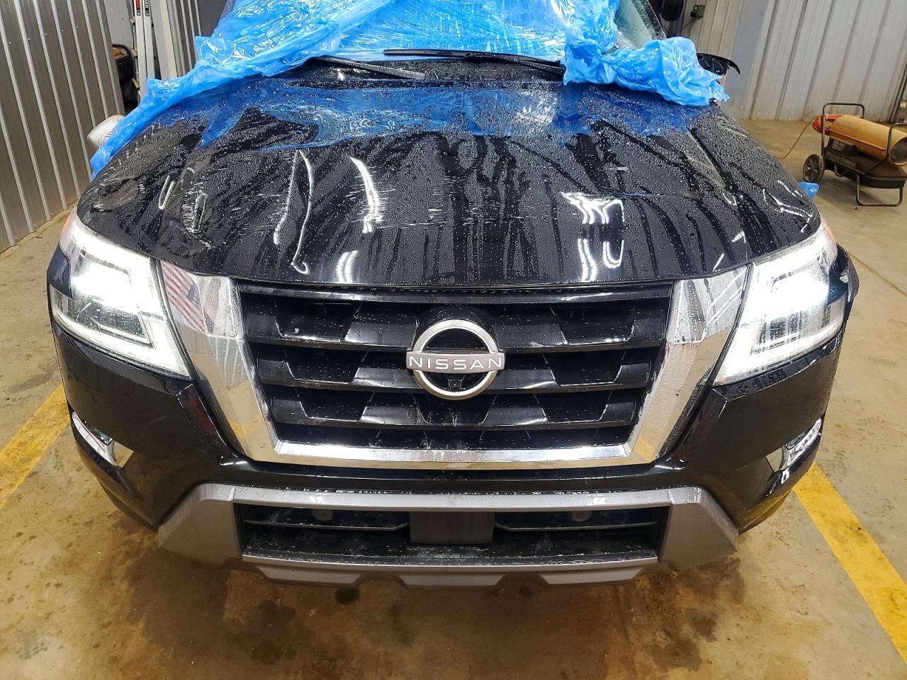 Nissan Armada Platinum