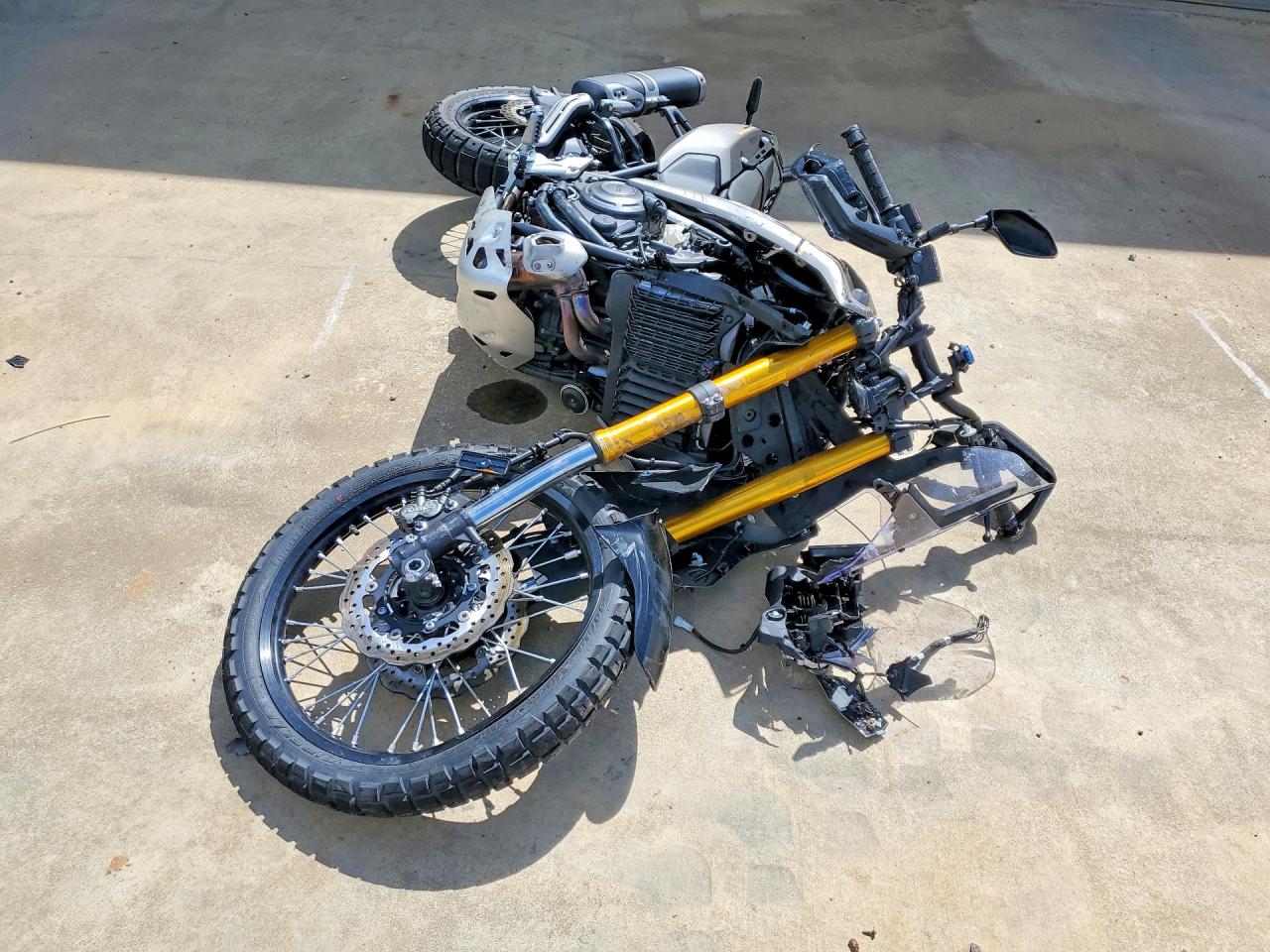 Yamaha Xtz690