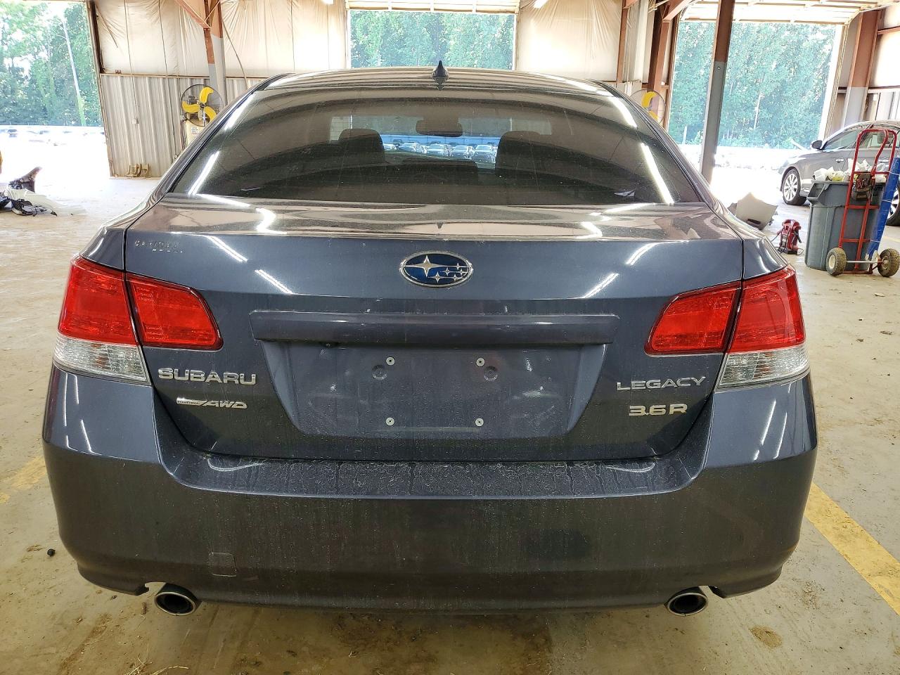 Subaru Legacy 3.6r Limited