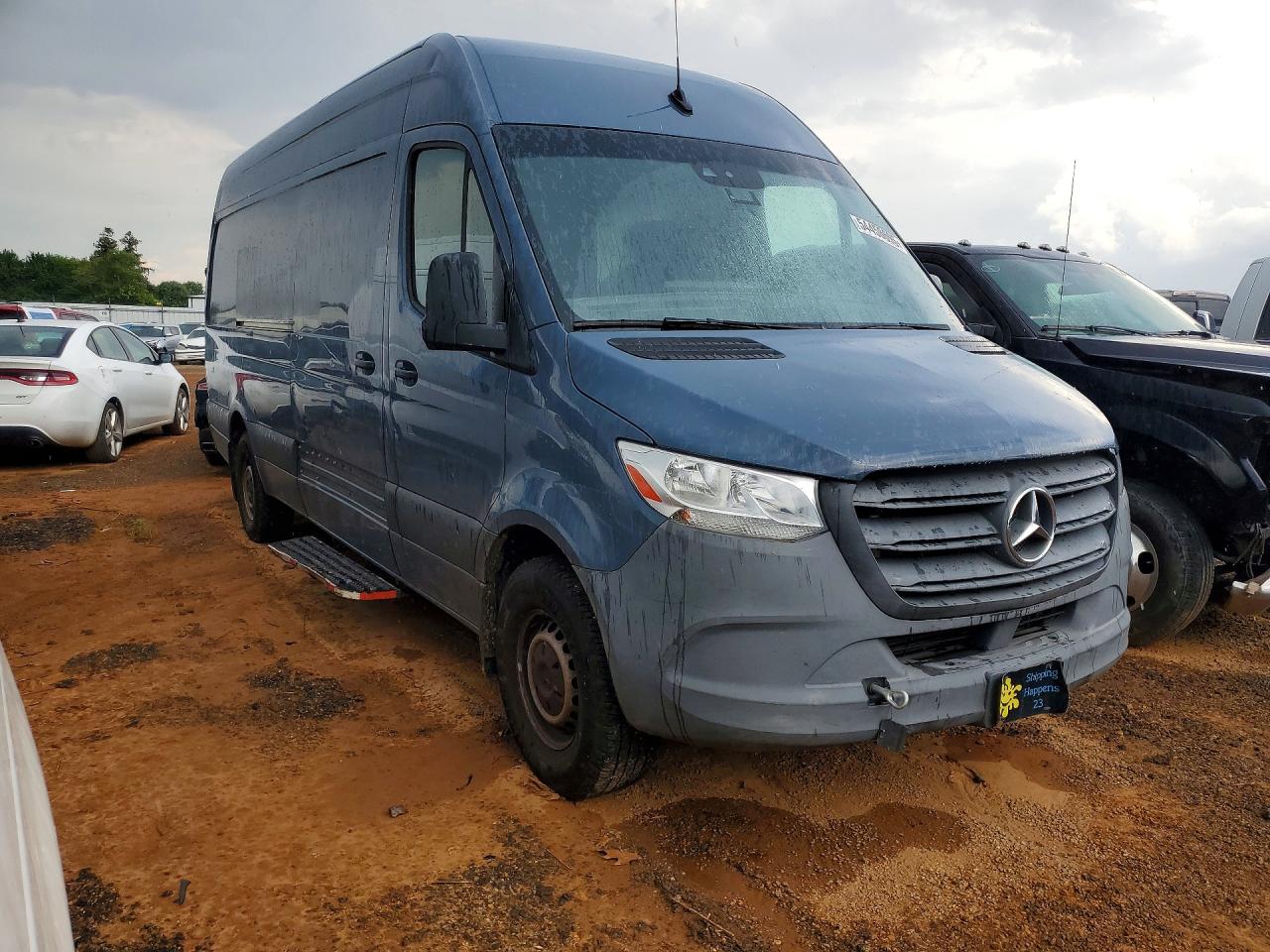 Mercedes-Benz Sprinter 2500