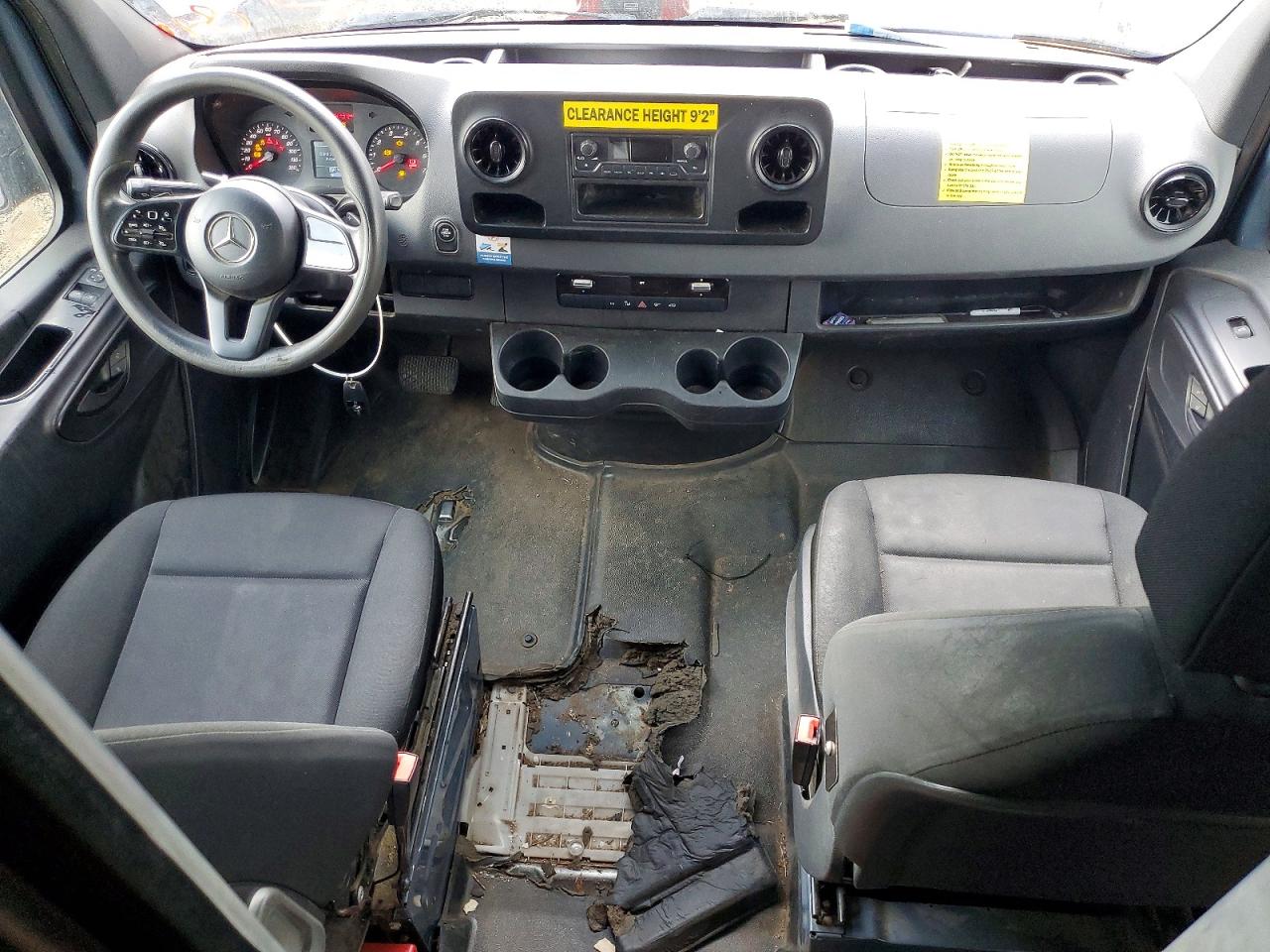 Mercedes-Benz Sprinter 2500
