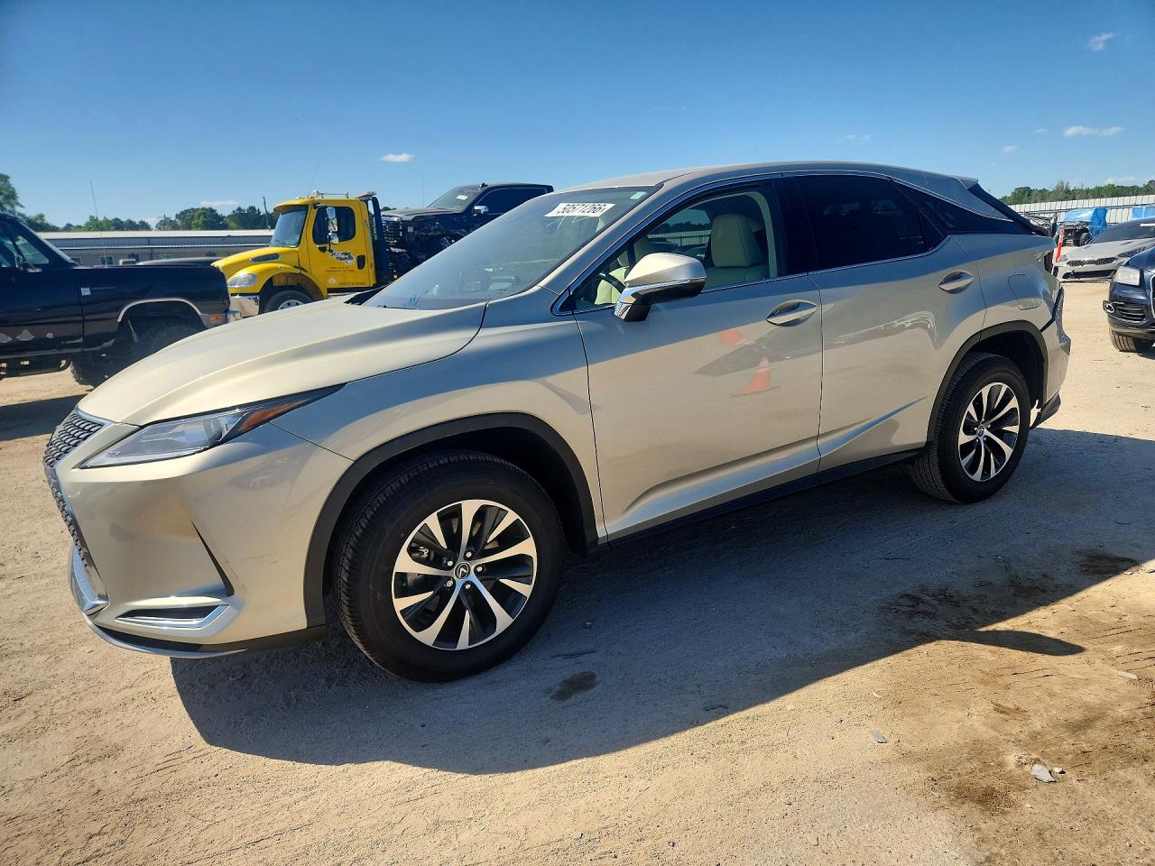 Salvage Lexus RX Image
