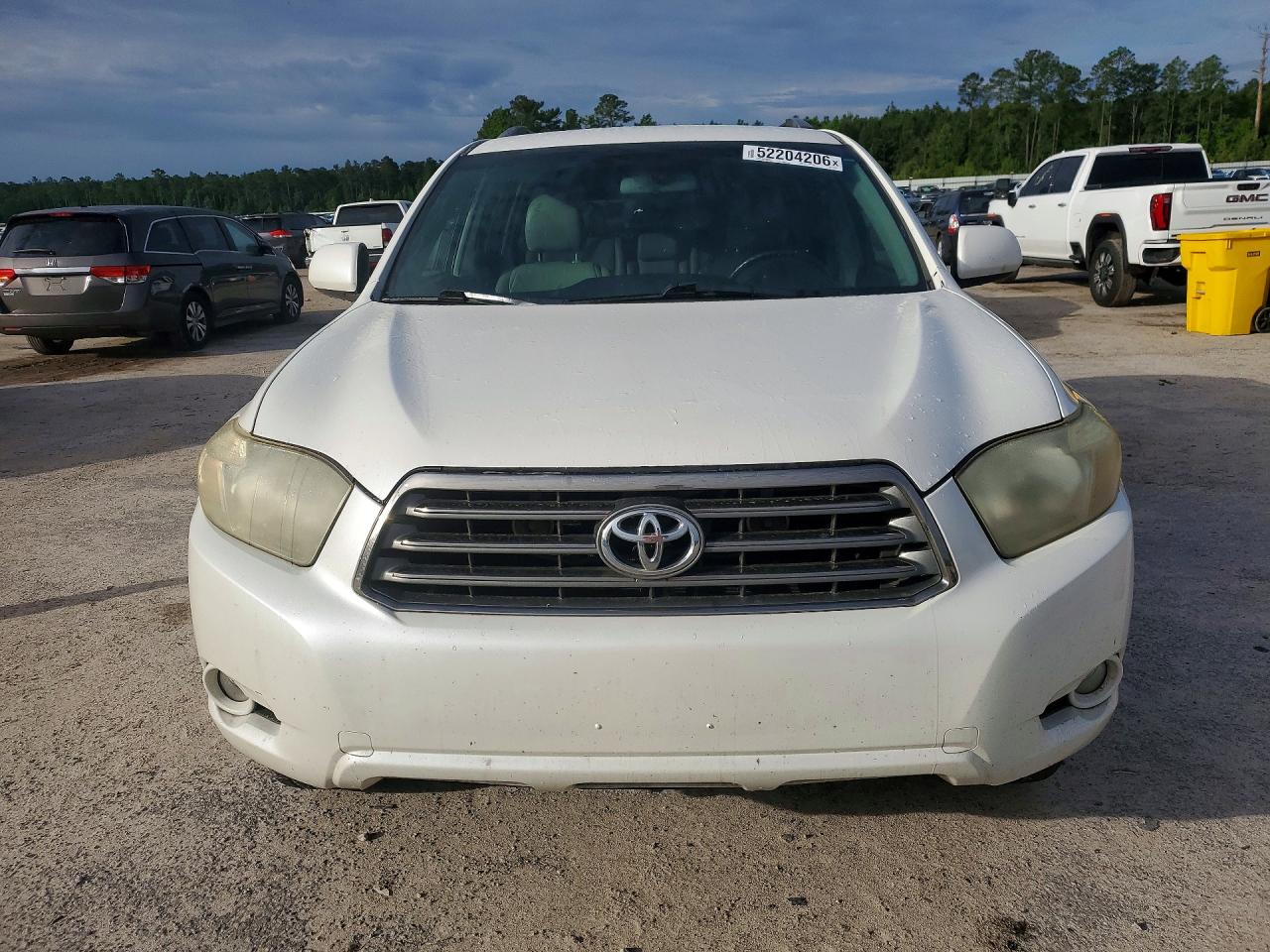 Toyota Highlander Sport