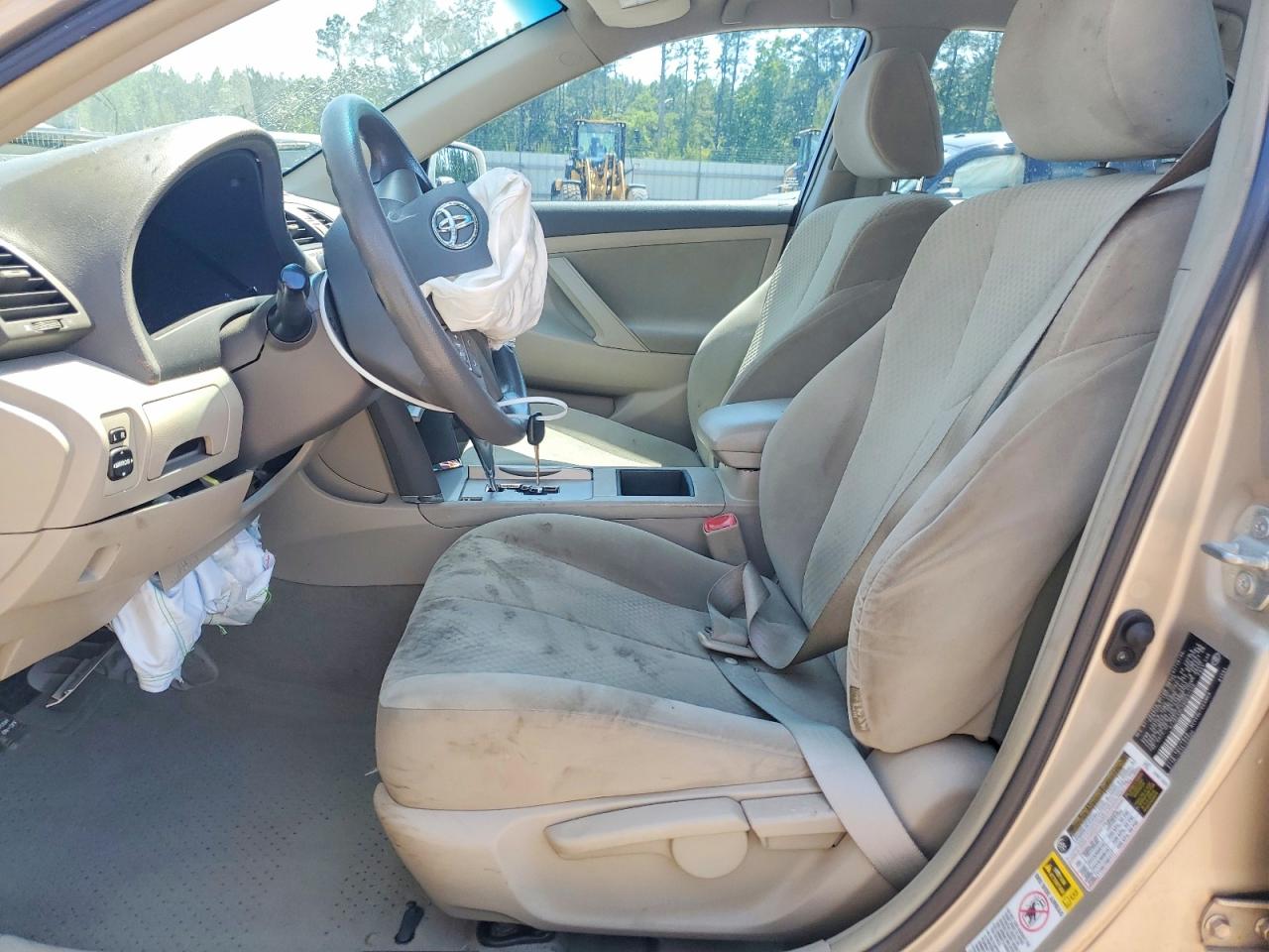 Toyota Camry Base