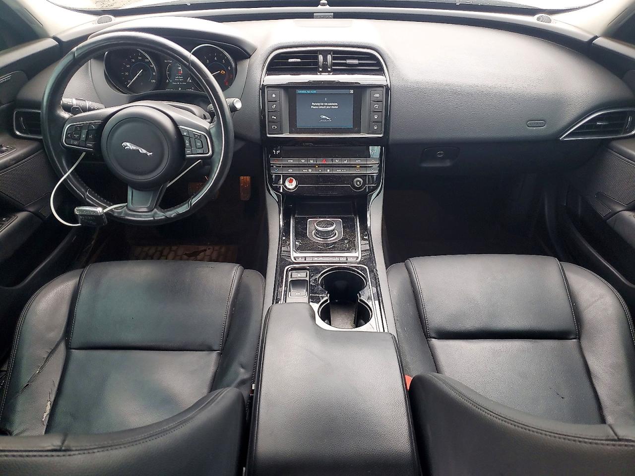 Jaguar XE Premium