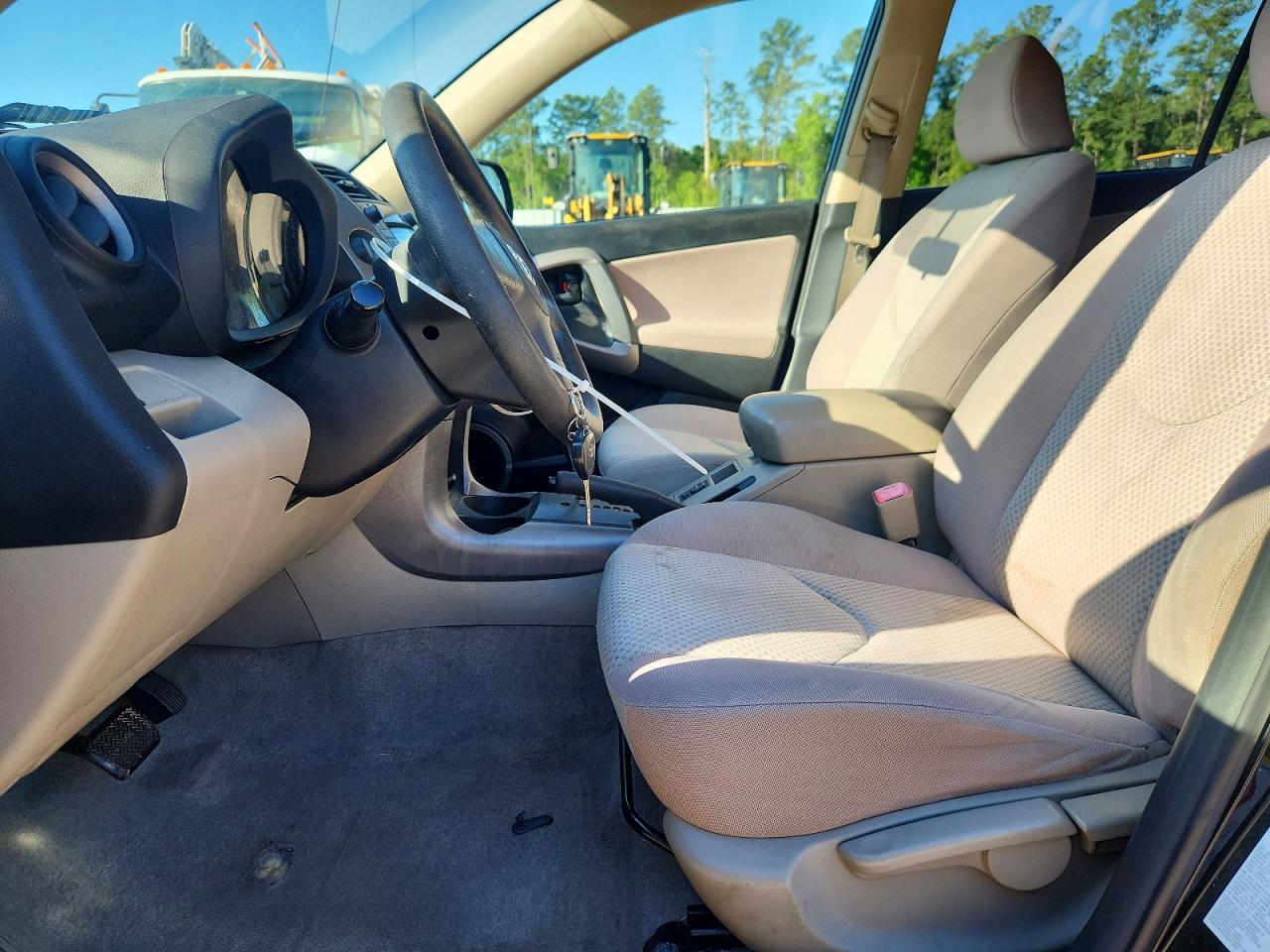 Toyota RAV4 Base