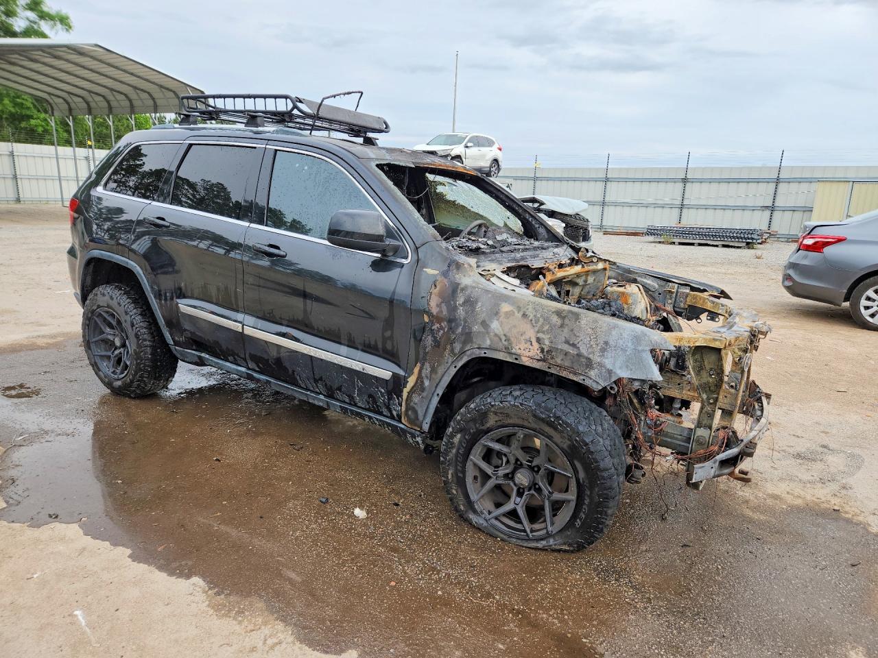 Jeep Grand Cherokee Laredo