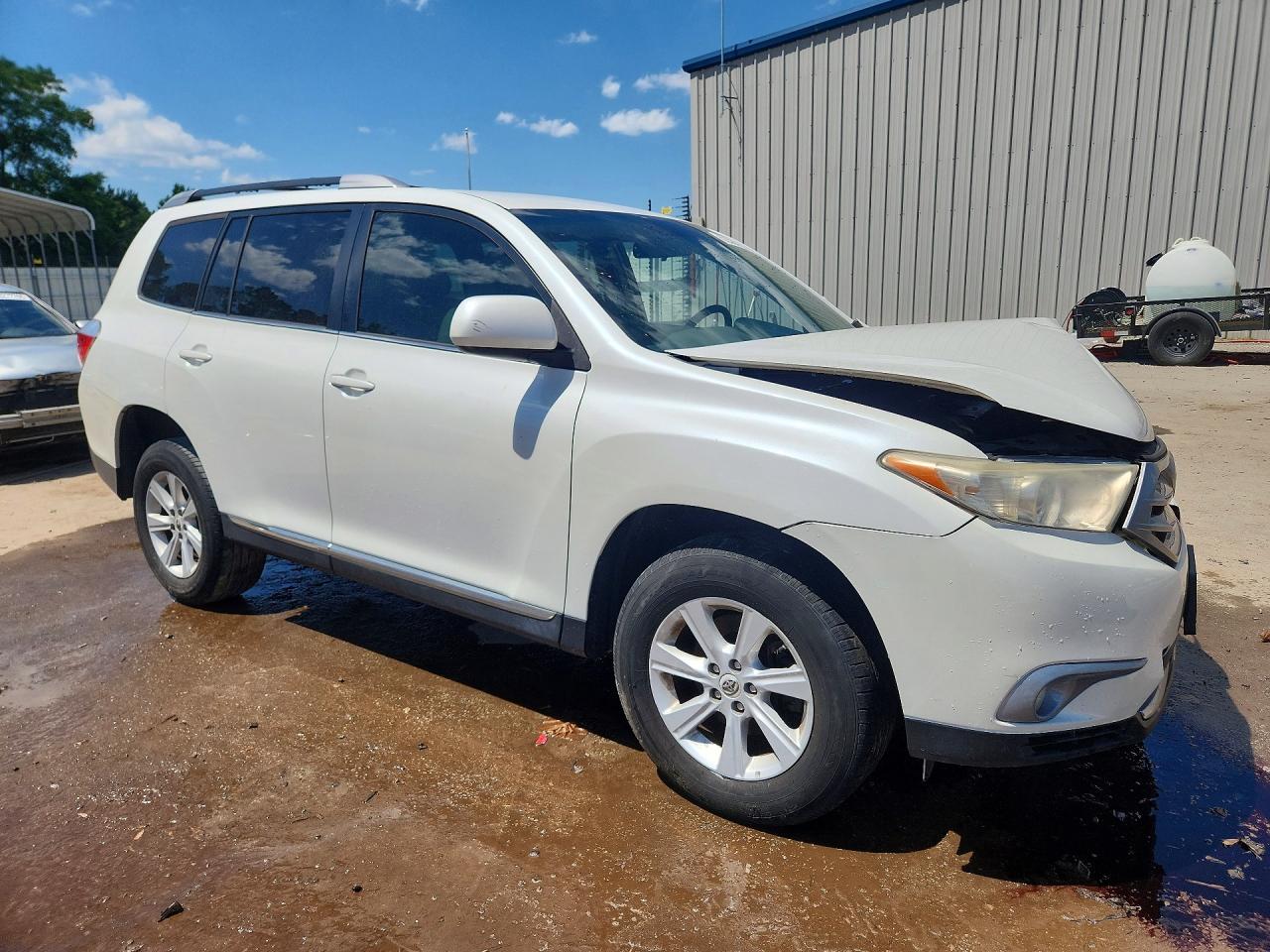 Toyota Highlander Base