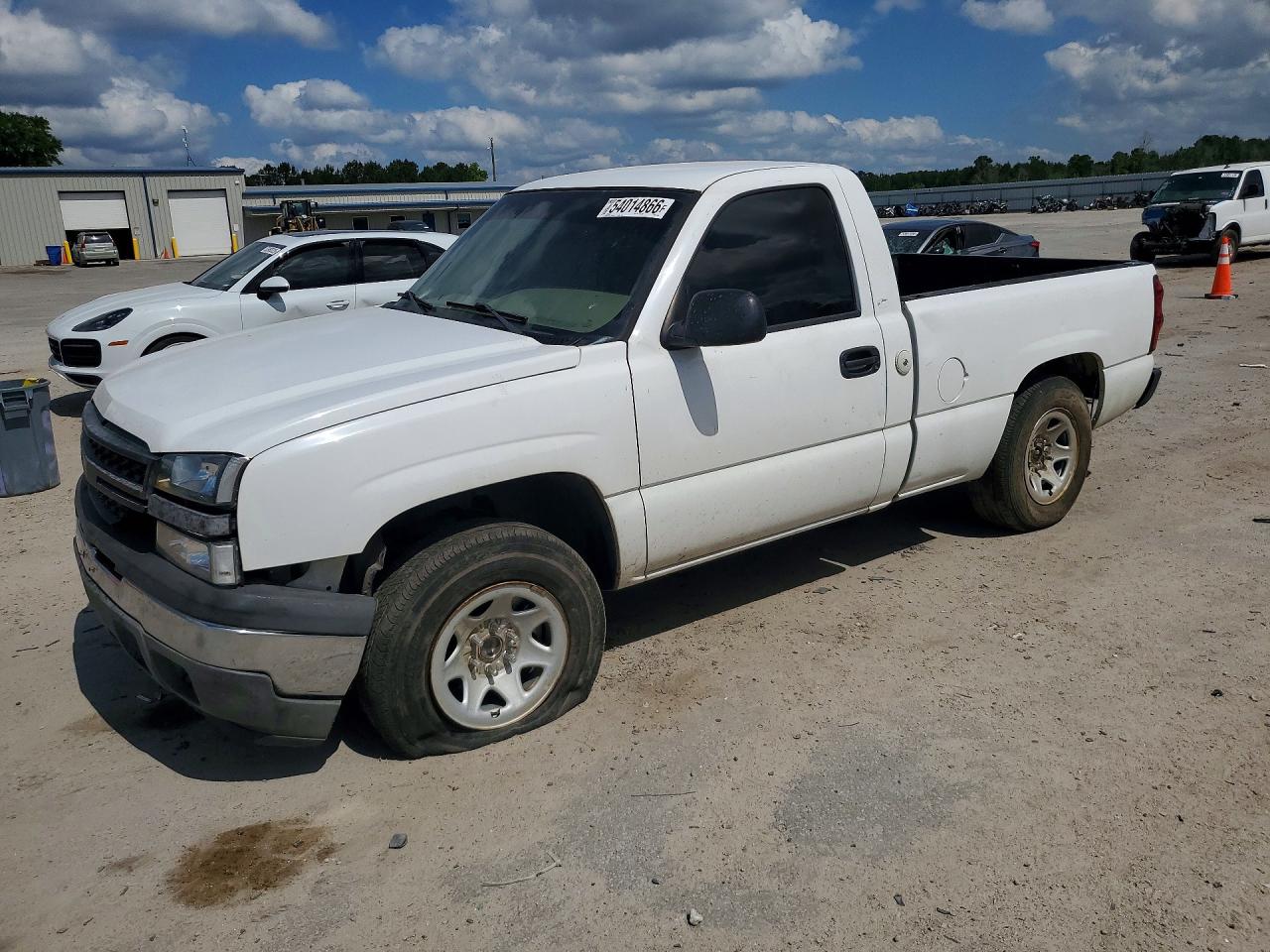 Salvage Chevrolet Silverado Image