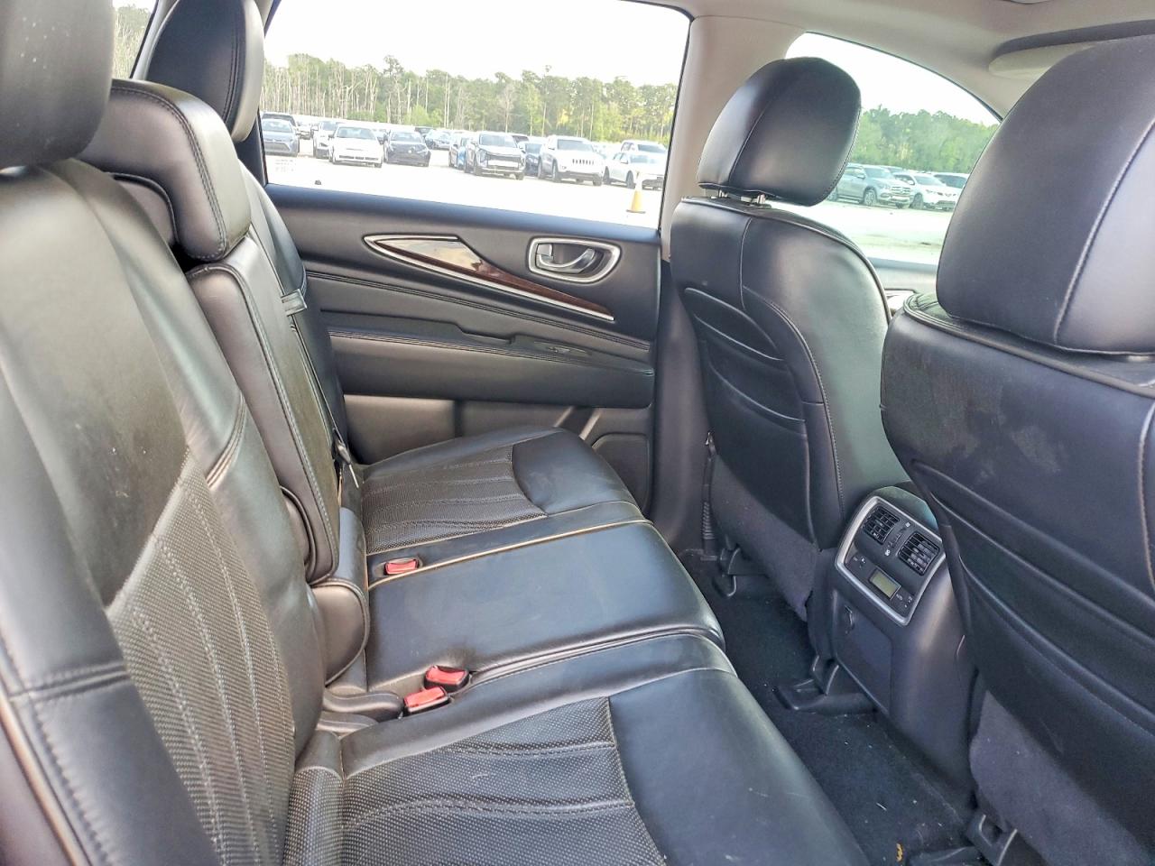 INFINITI Qx Base