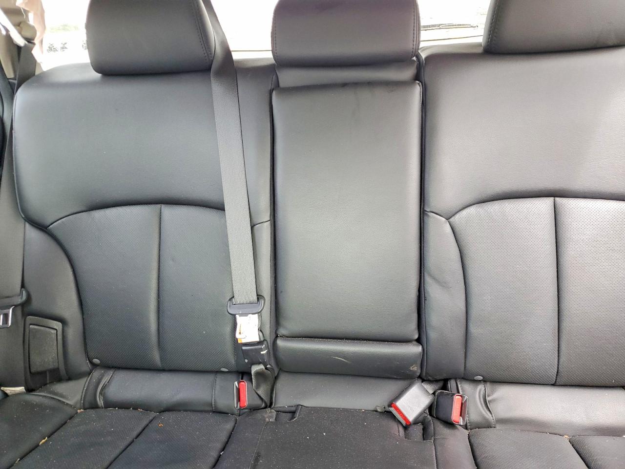 Subaru Outback 3.6r Limited