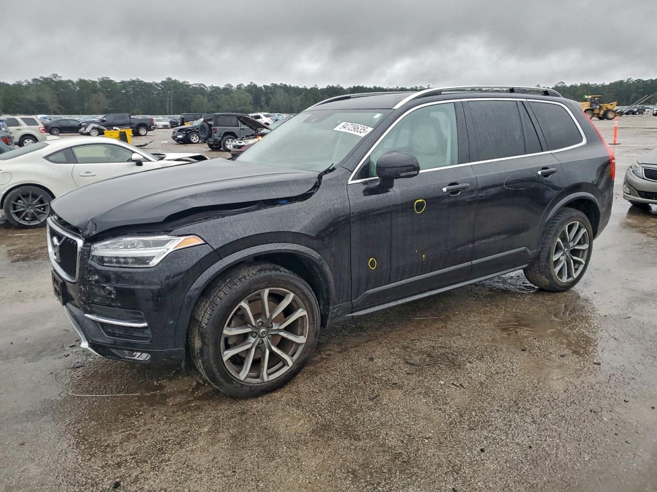Salvage Volvo XC90 Image