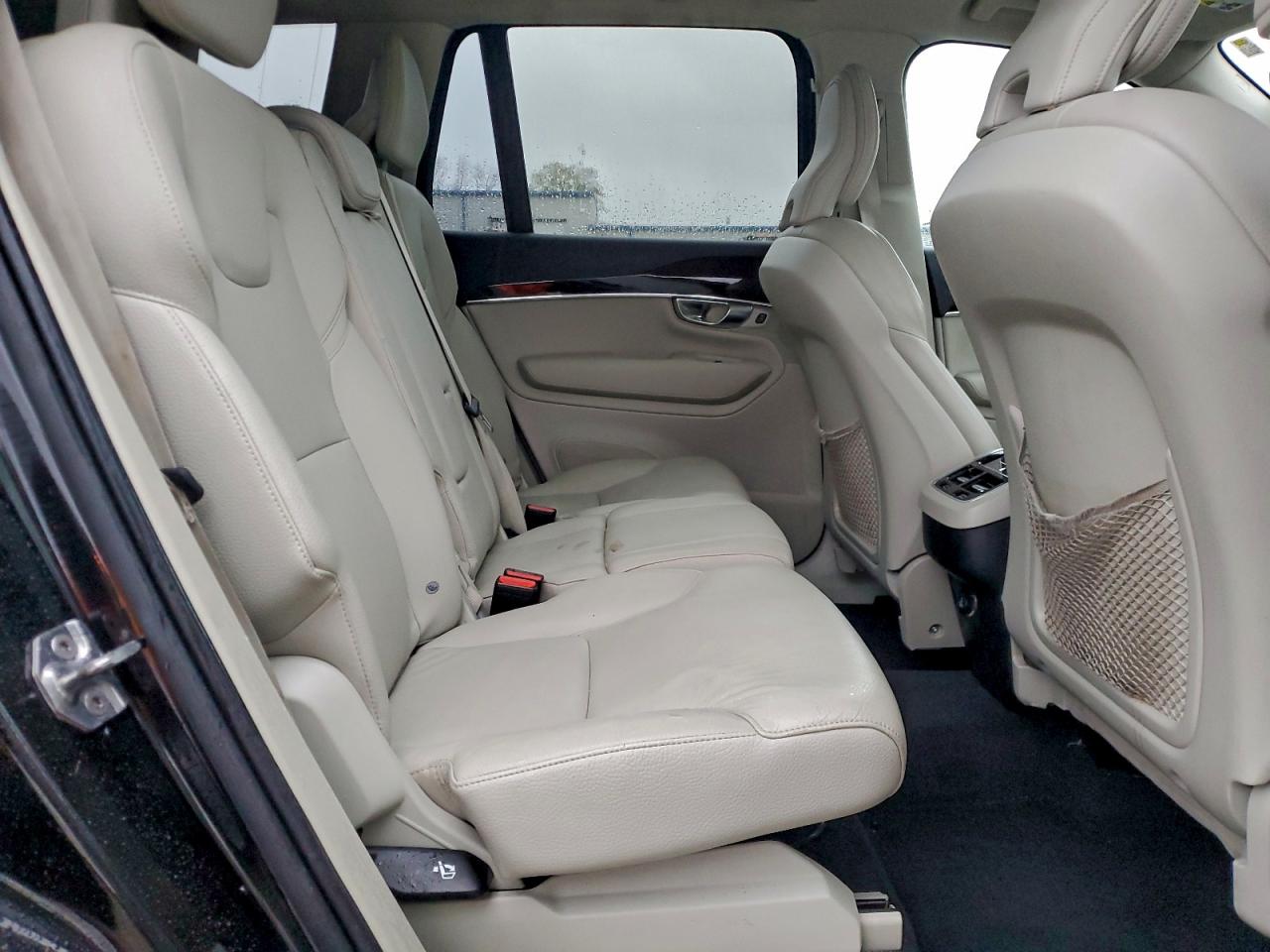 Volvo XC90 T5 Momentum