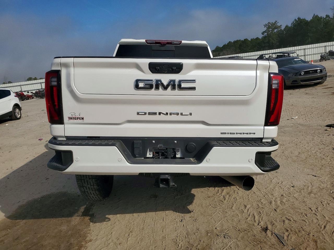 GMC Sierra K2500 Denali Ultimate