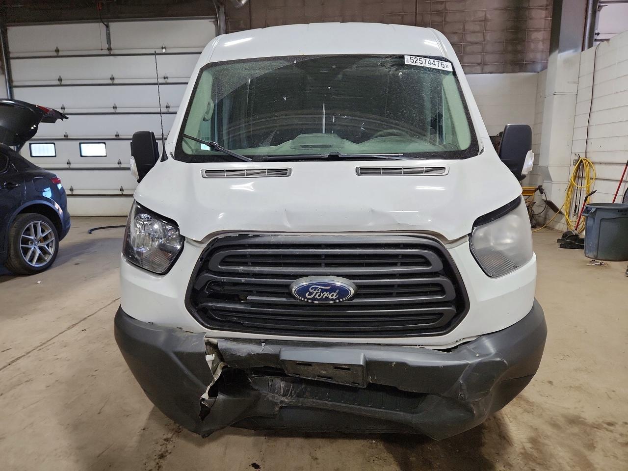 Ford Transit T-250