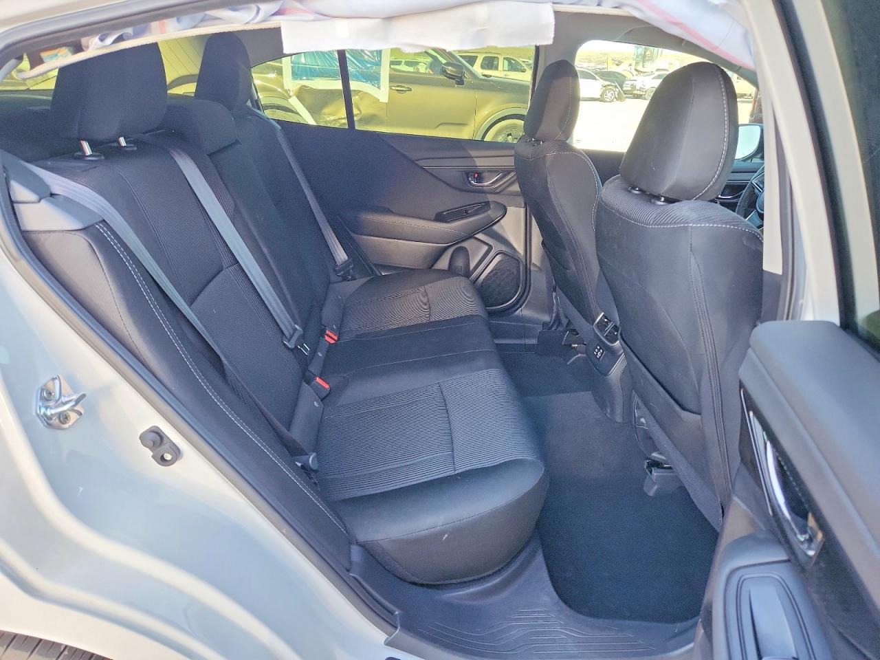 Subaru Legacy Premium