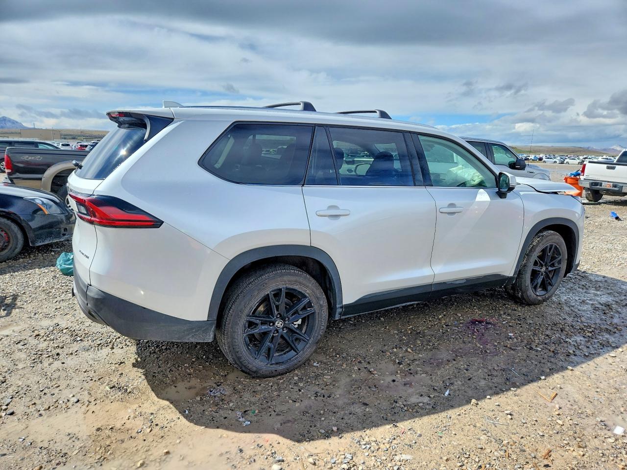 Toyota Grand High Platinum