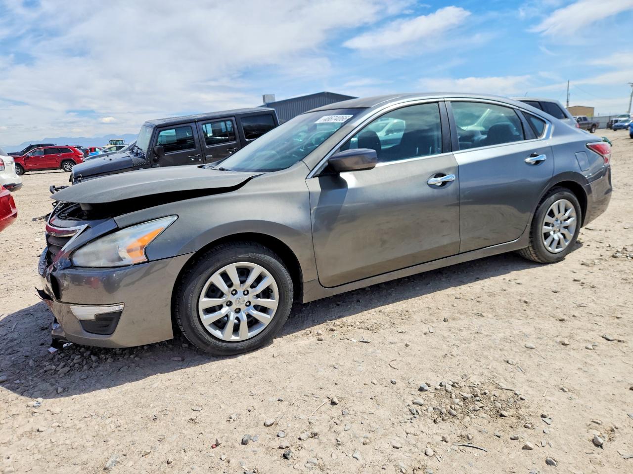 Salvage Nissan Altima Image