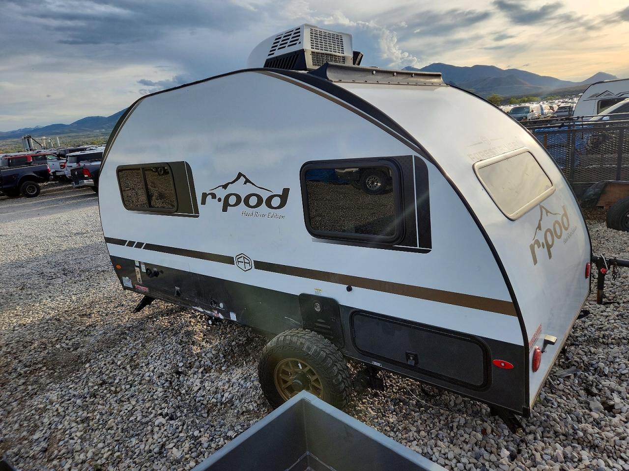 R Pod Recreation