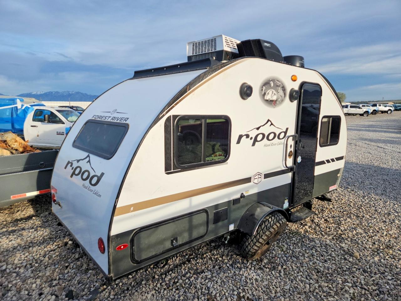 R Pod Recreation
