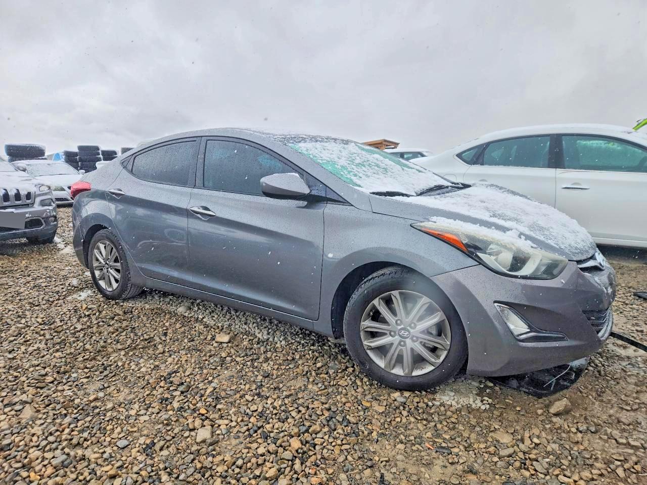 Hyundai ELANTRA