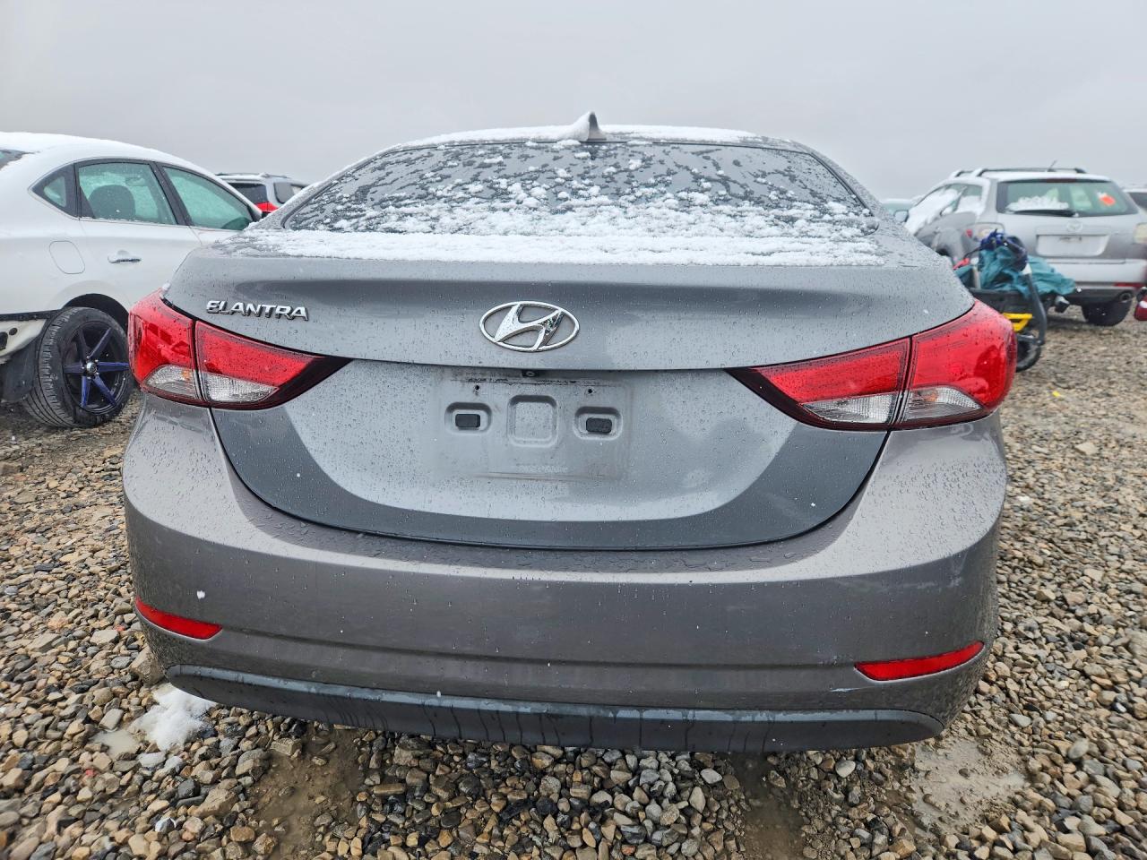 Hyundai ELANTRA