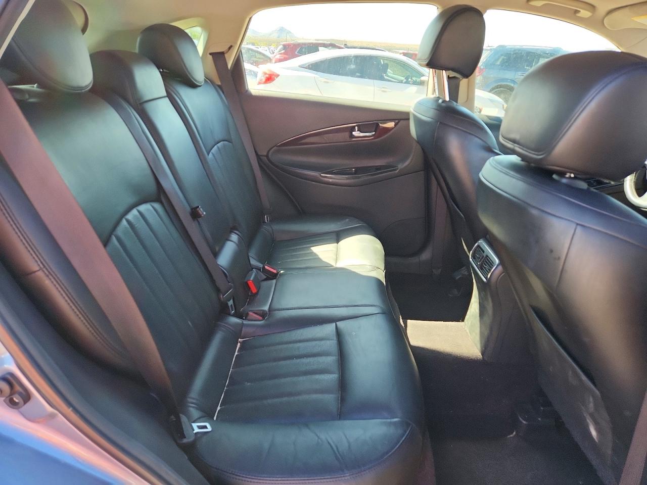 INFINITI Qx Base