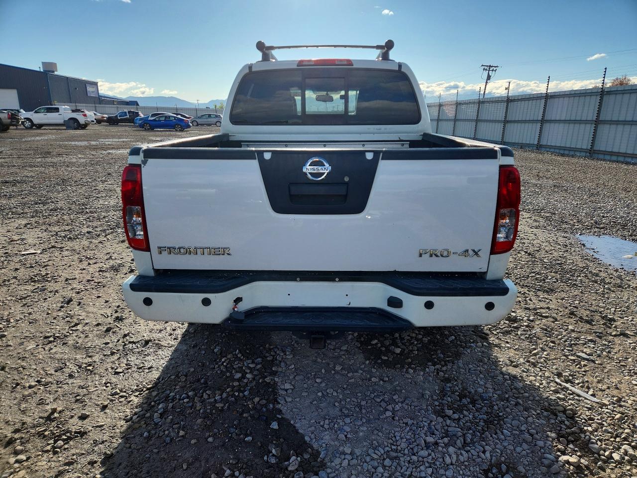 Nissan Frontier S