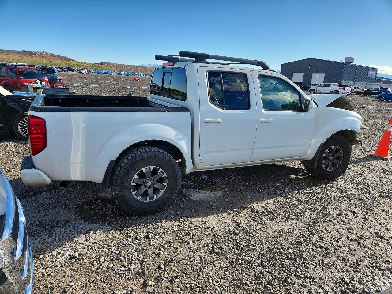 Nissan Frontier S
