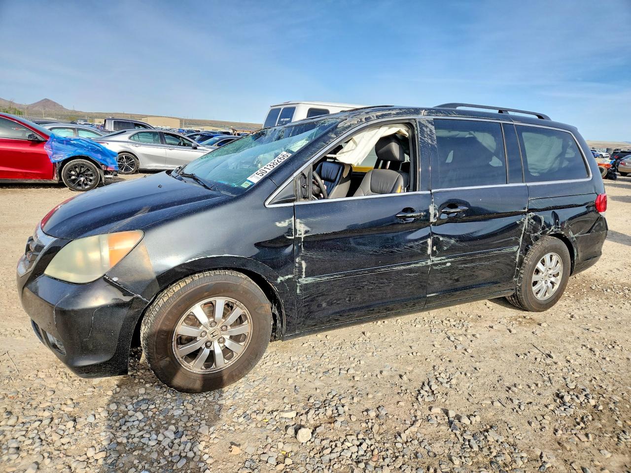 Salvage Honda Odyssey Image