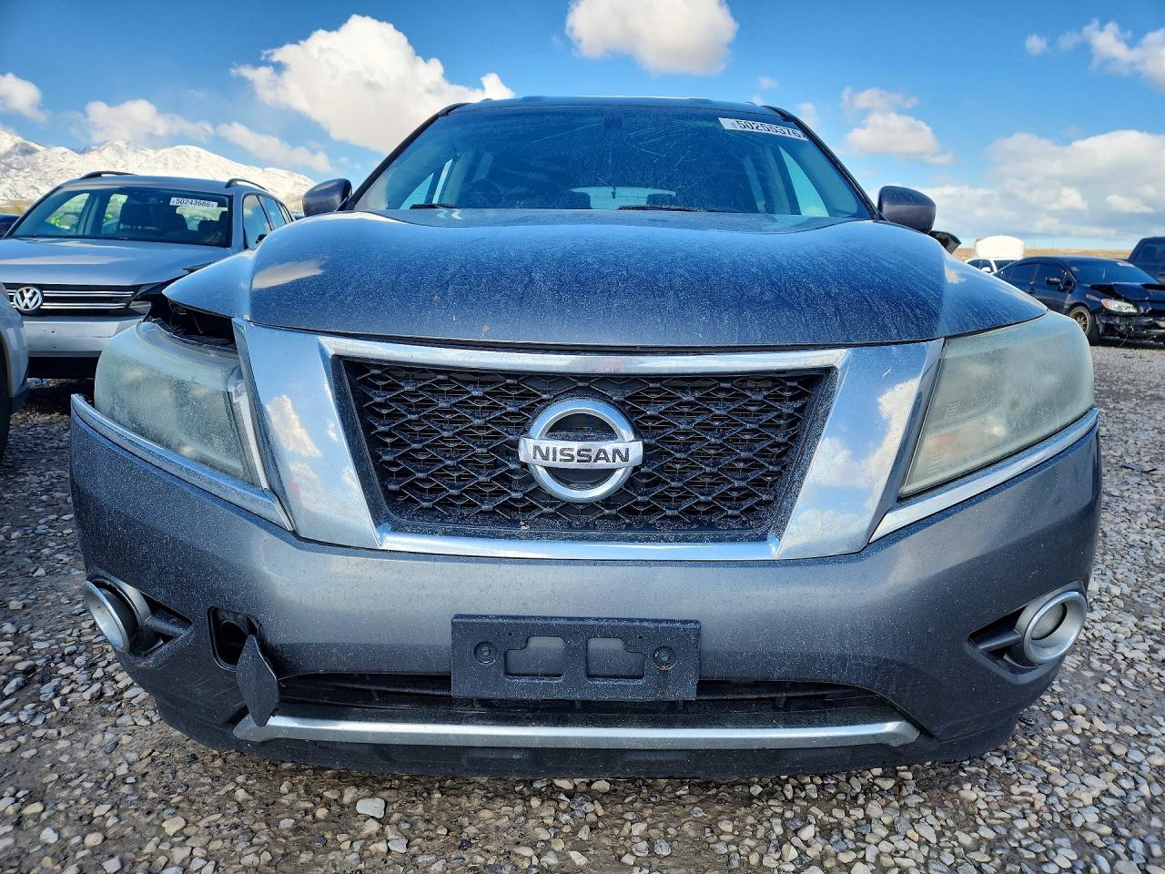 Nissan Pathfinder S