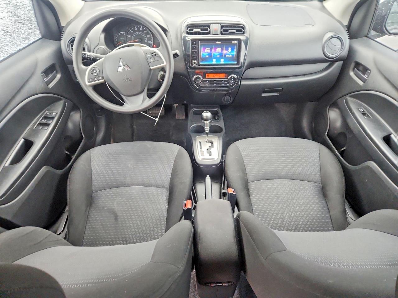 Mitsubishi Mirage G4 Es