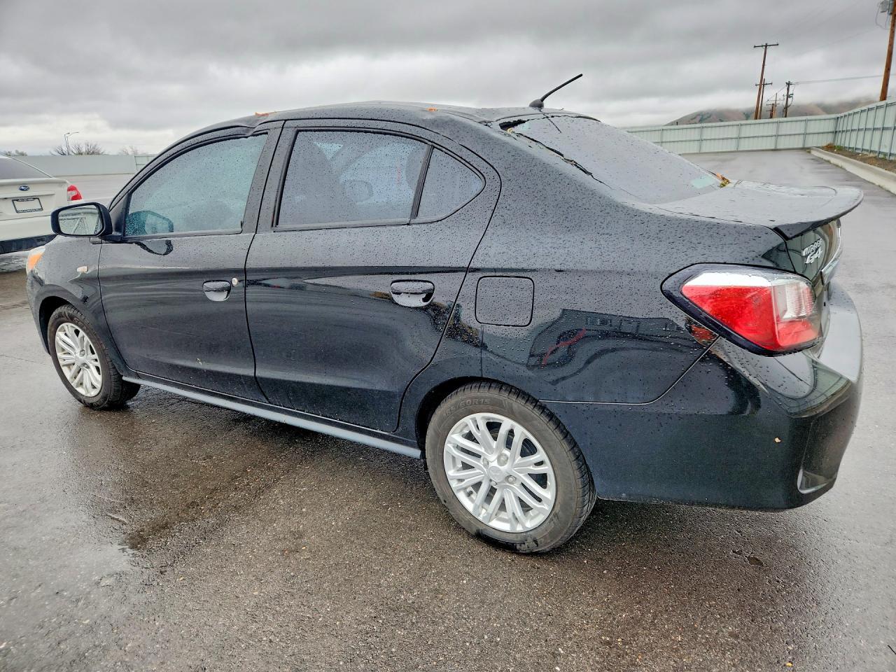 Mitsubishi Mirage G4 Es