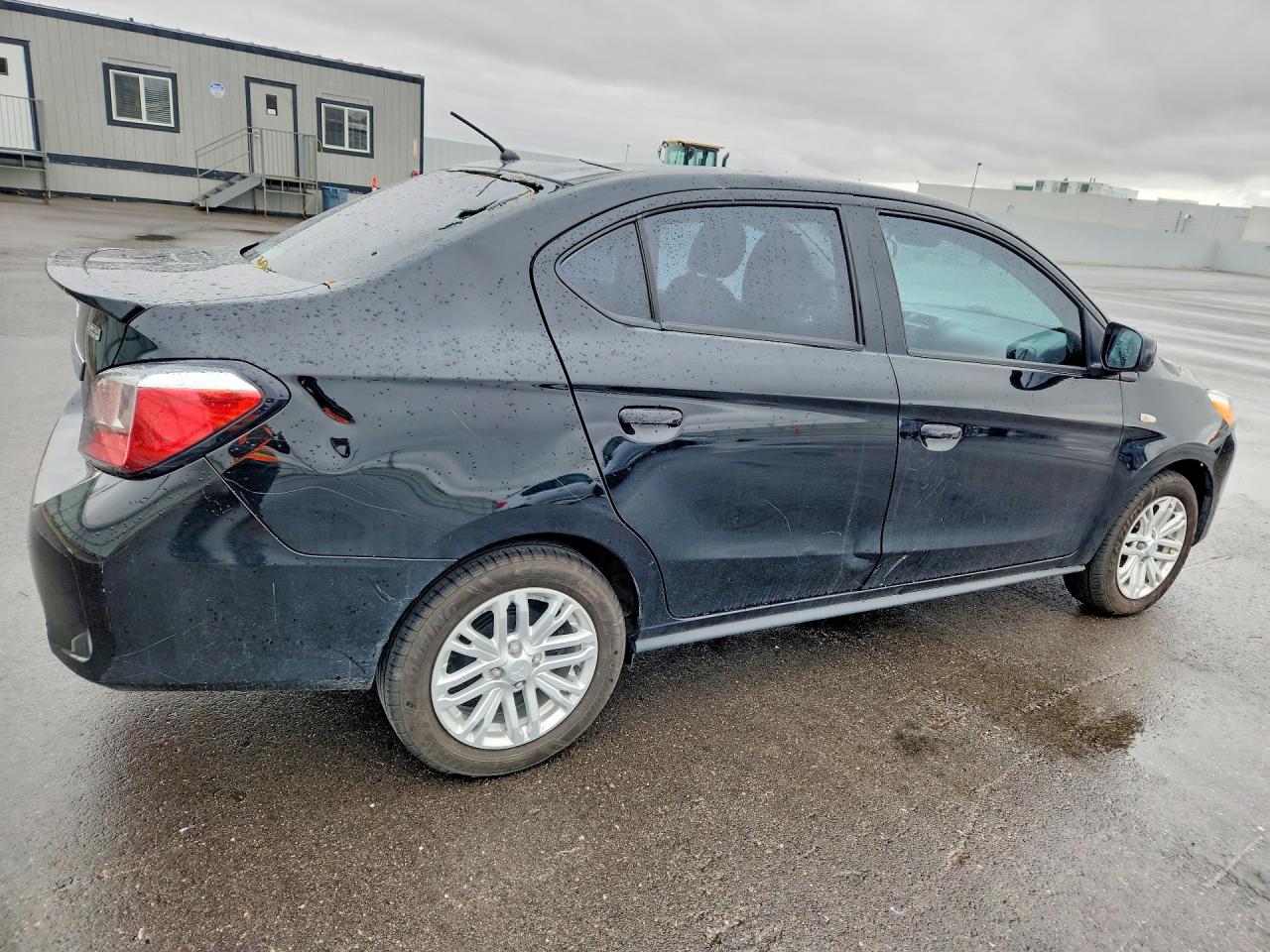 Mitsubishi Mirage G4 Es