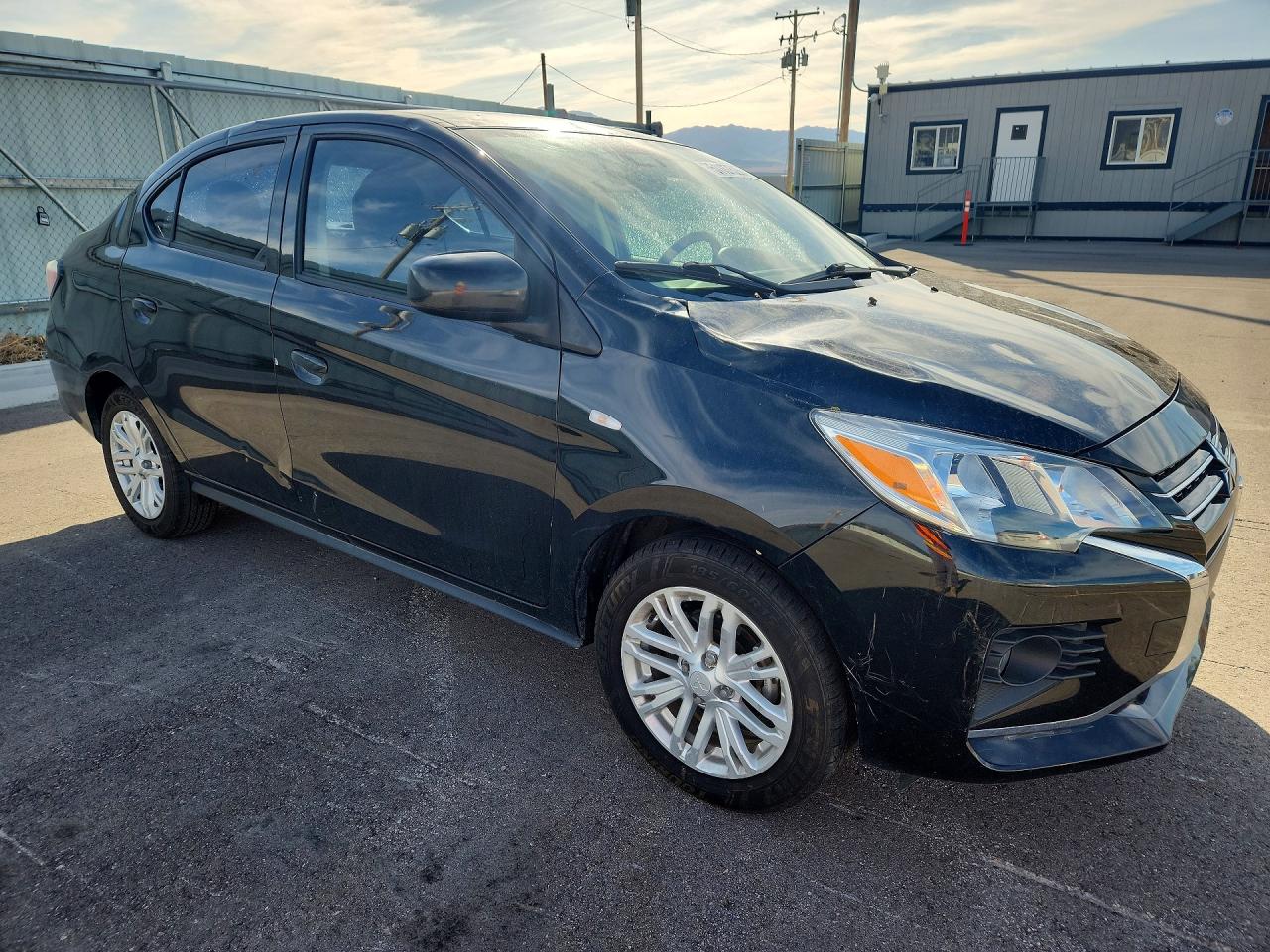 Mitsubishi Mirage G4 Es
