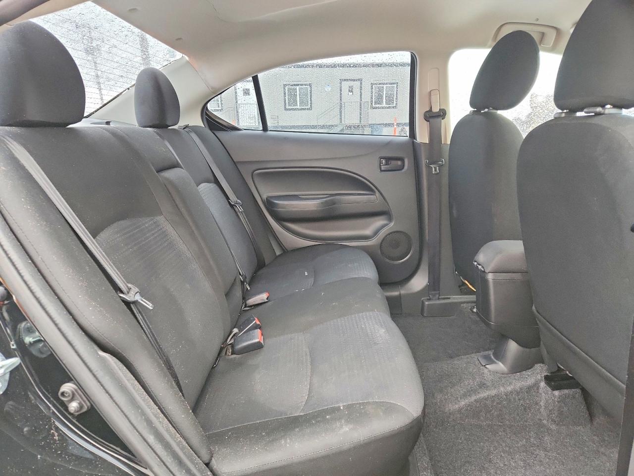 Mitsubishi Mirage G4 Es