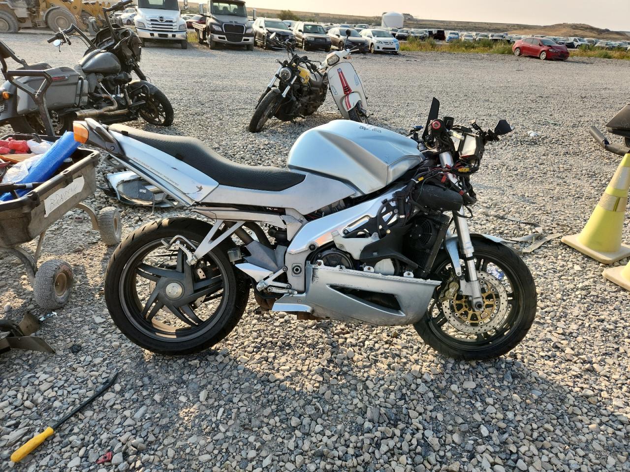 Salvage Aprilia Motorcycle Image