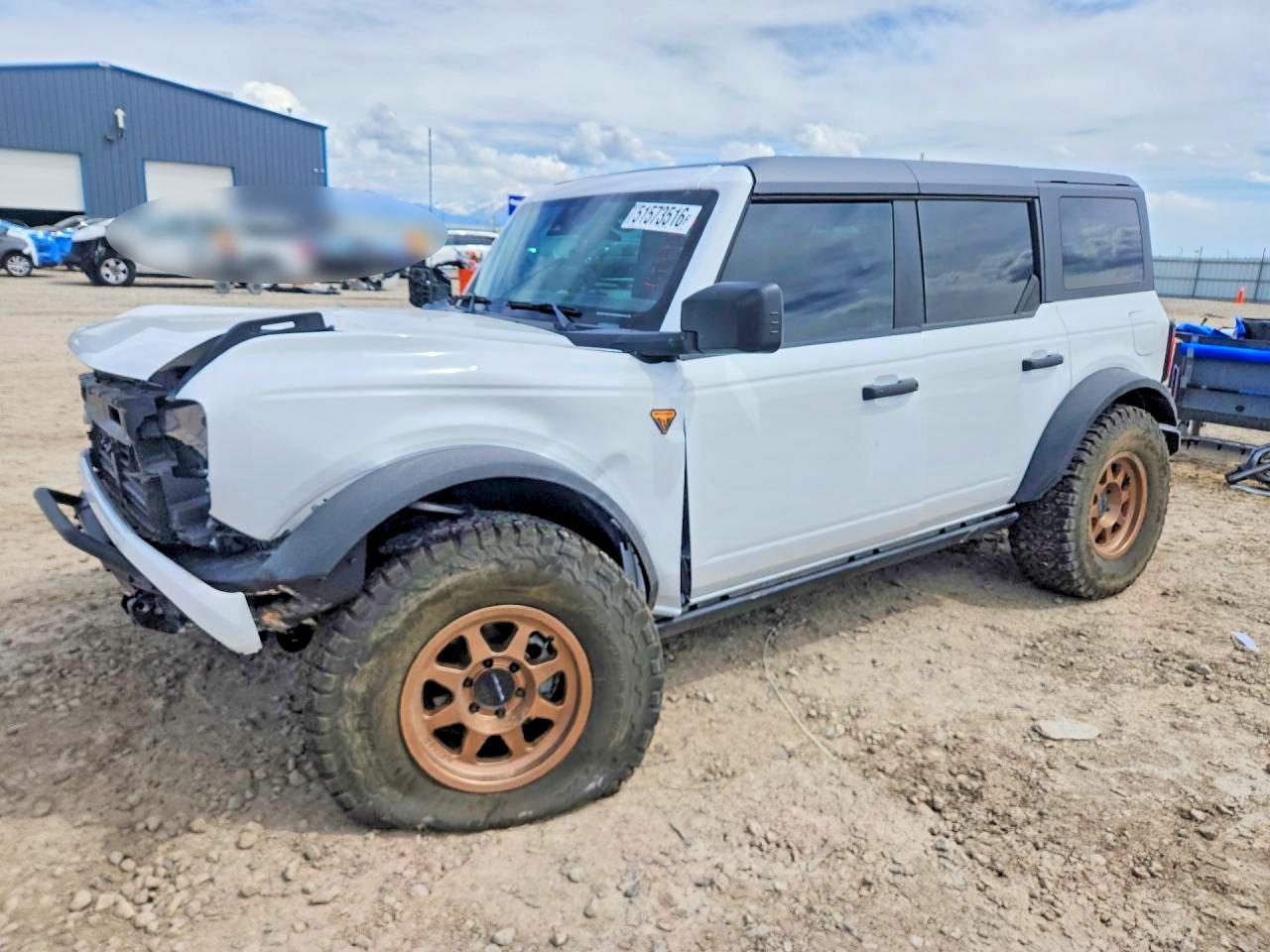 Salvage Ford Bronco Image