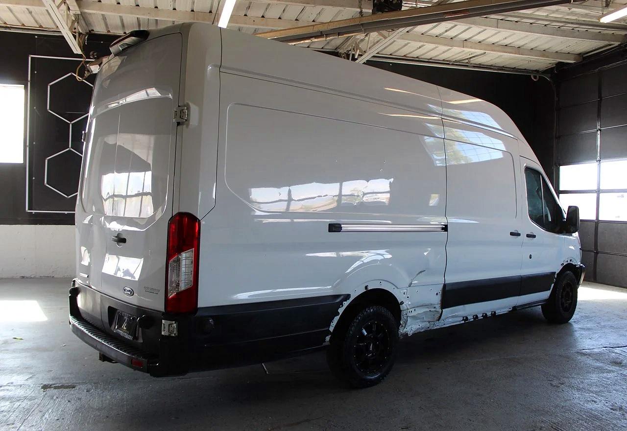 Ford Transit T-250