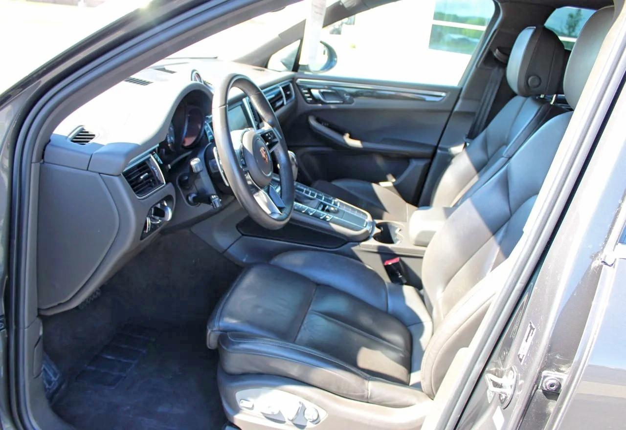 Porsche Macan S