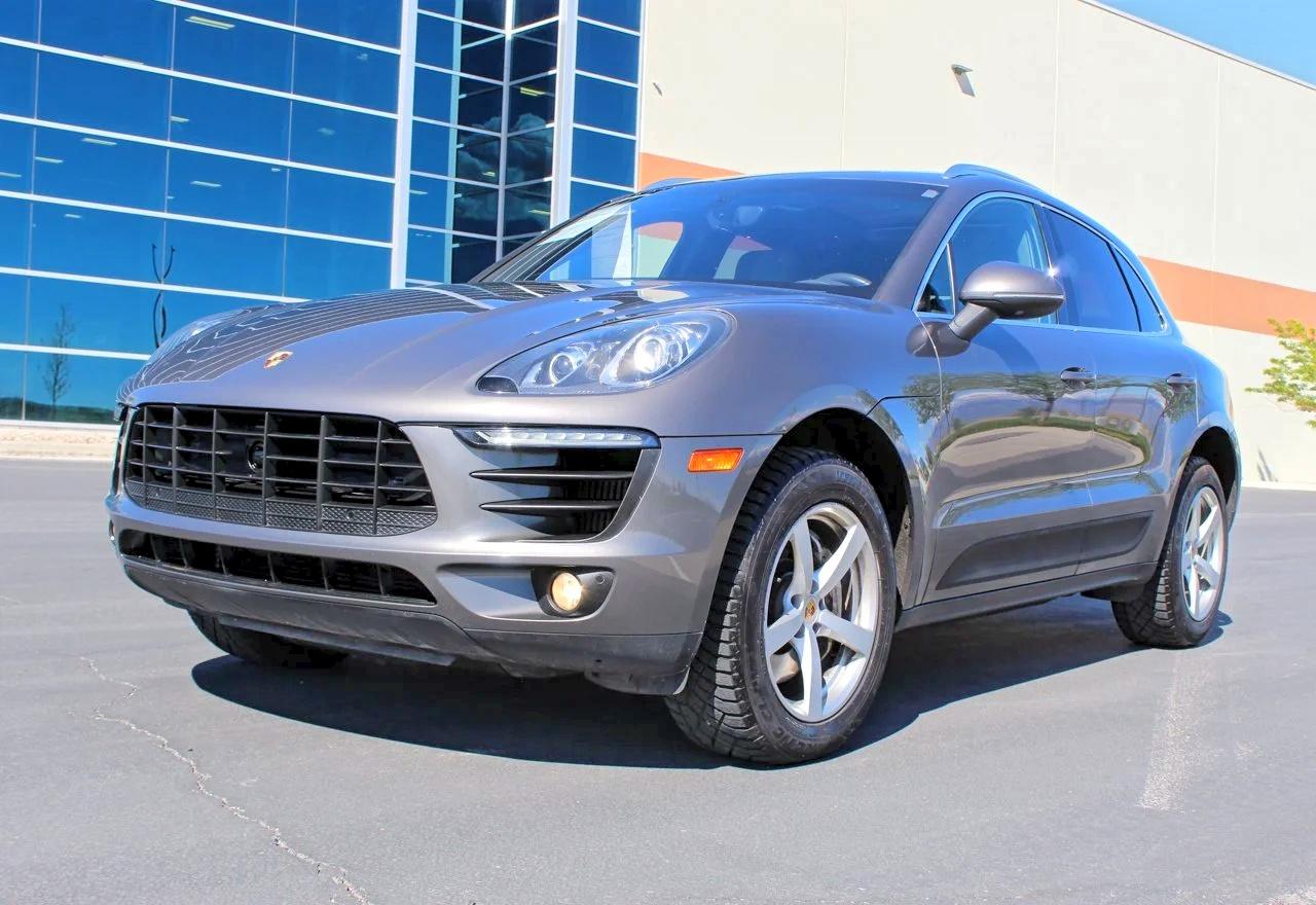 Porsche Macan S