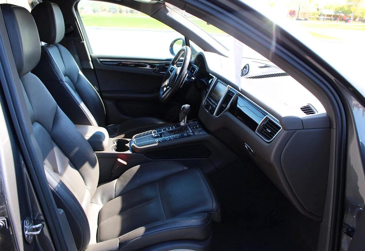 Porsche Macan S
