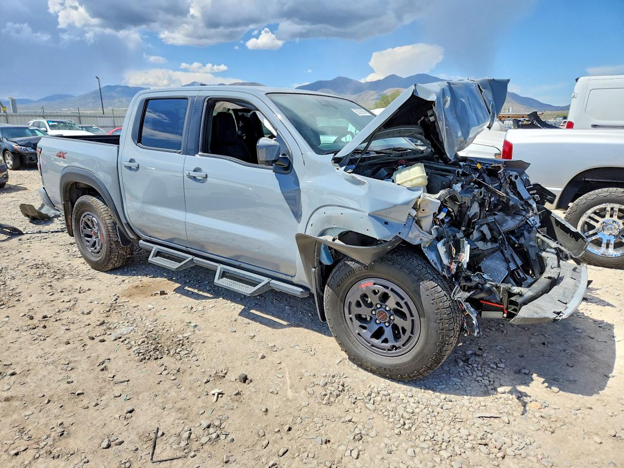 Nissan Frontier Pro-4x