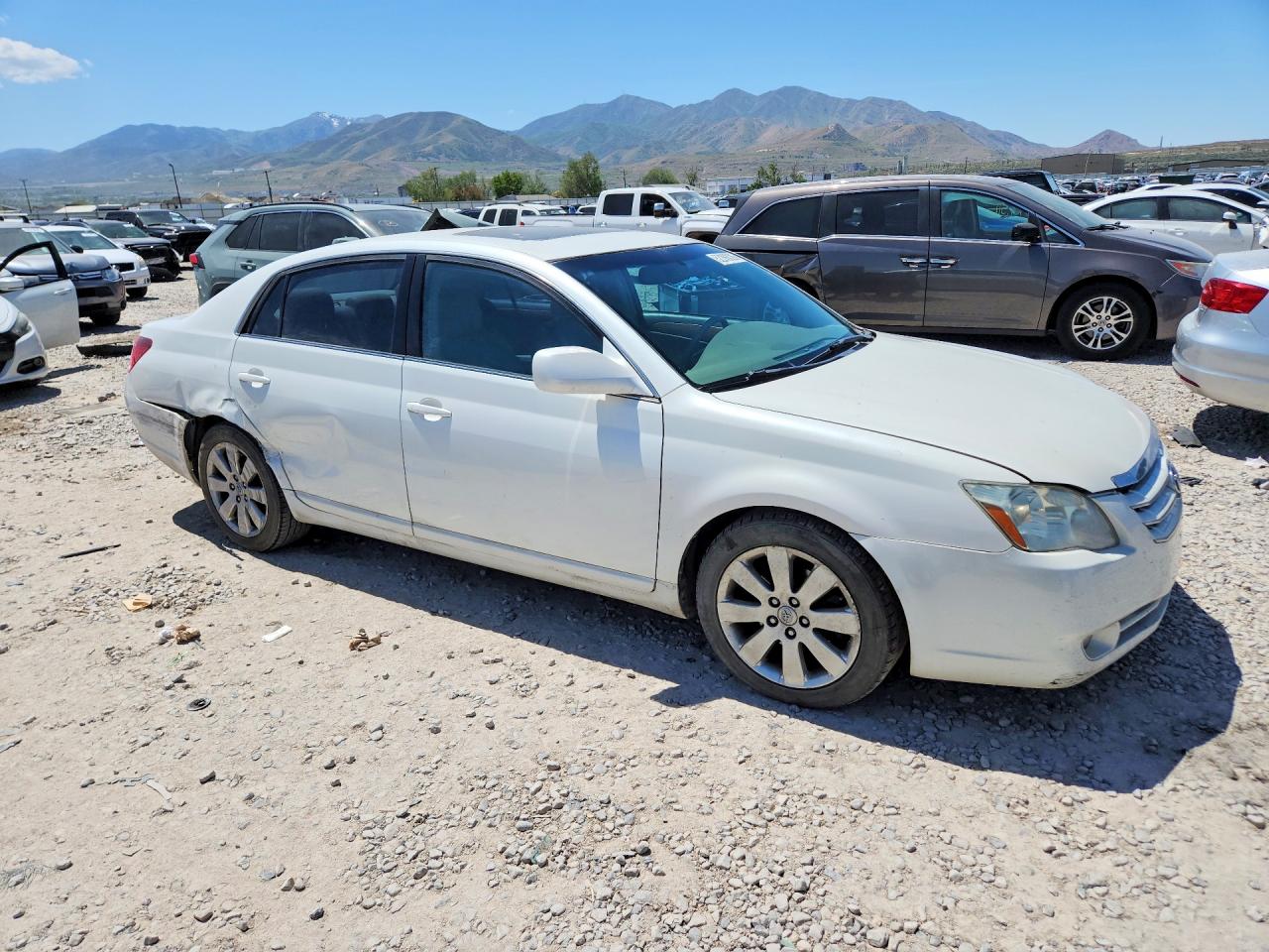Toyota Avalon Xls