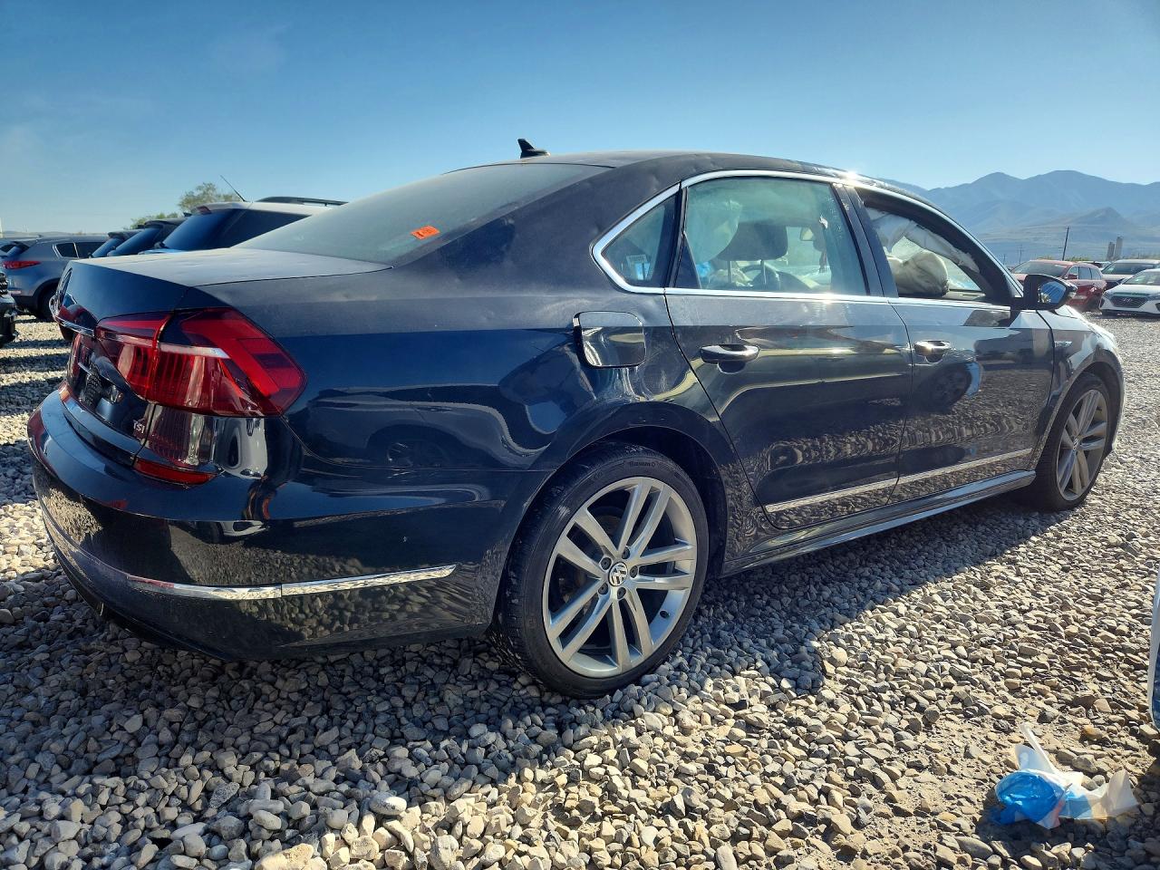 Volkswagen Passat R-line