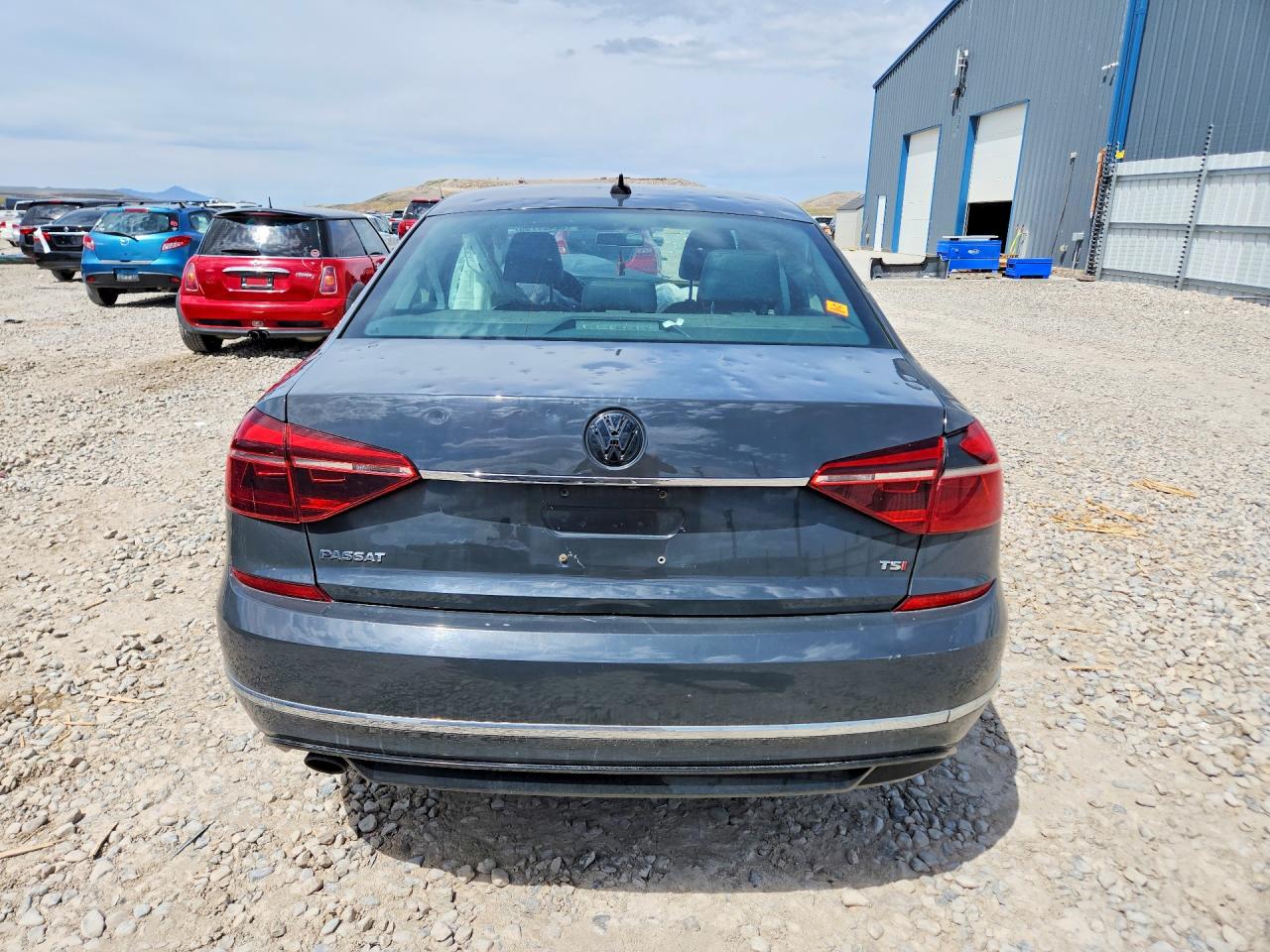 Volkswagen Passat R-line