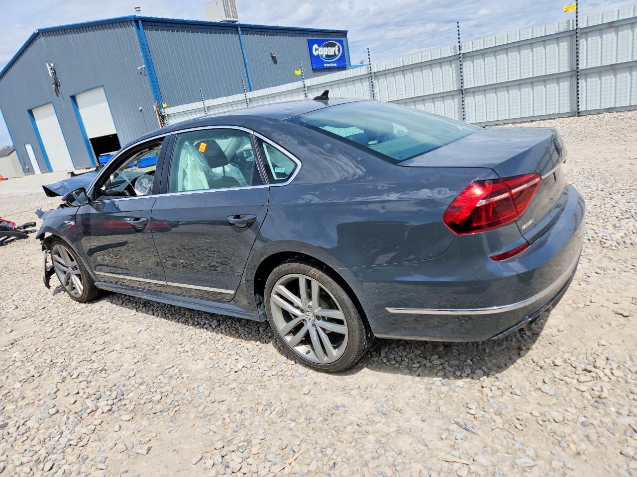 Volkswagen Passat R-line