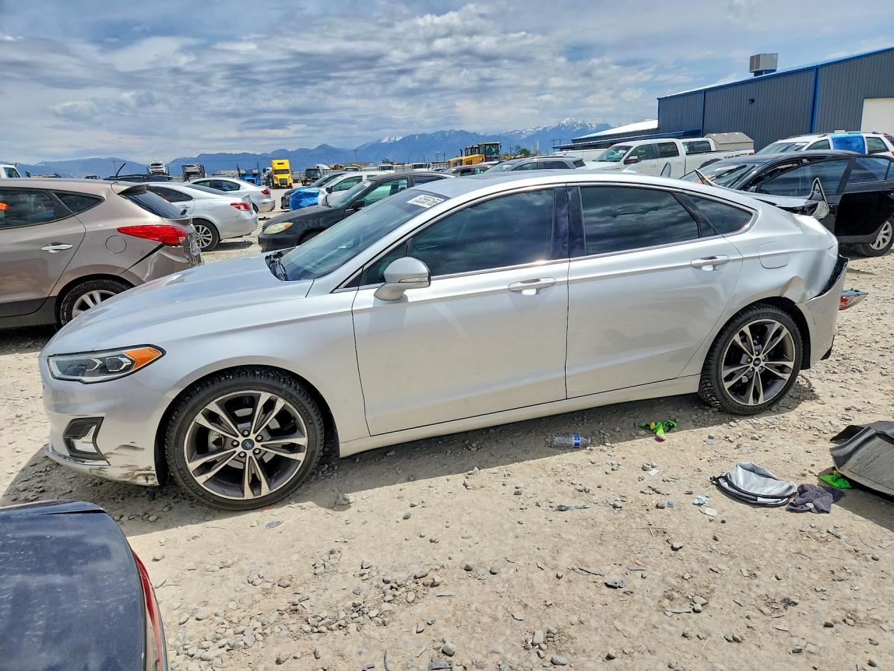 Salvage Ford Fusion Image