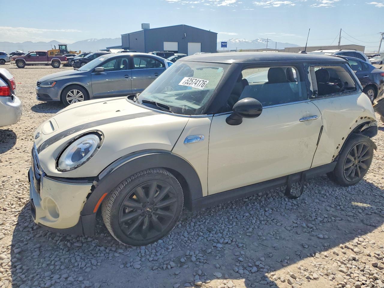 Salvage MINI Cooper Image